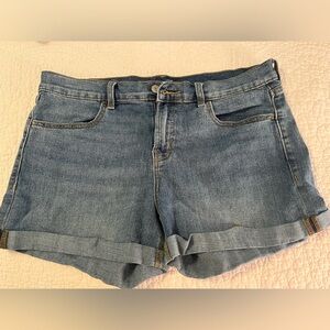 OLD NAVY women’s jean shorts, size 12